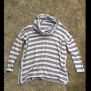 Lou & Grey cowl neck tunic top. Small